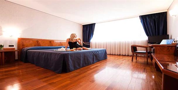 Montresor Hotel Tower