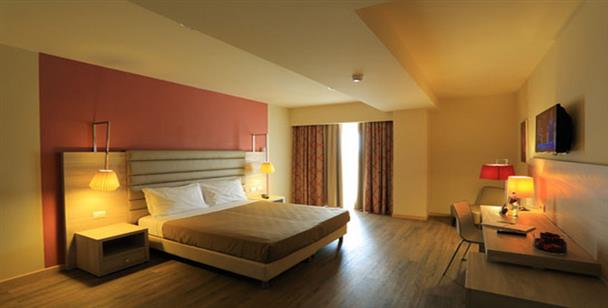 Turin Airport Hotel & Residence