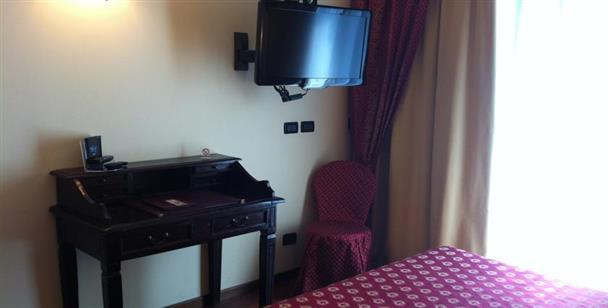 Admiral Hotel Villa Erme