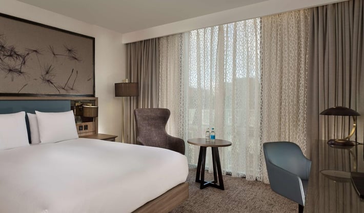 DoubleTree by Hilton Hull