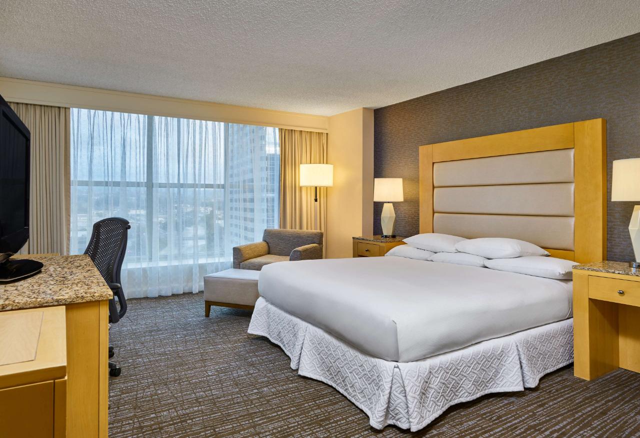 Hilton Los Angeles North/Glendale & Executive Meeting Ctr