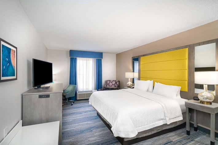 Hampton Inn & Suites Amelia Island-Historic Harbor Front