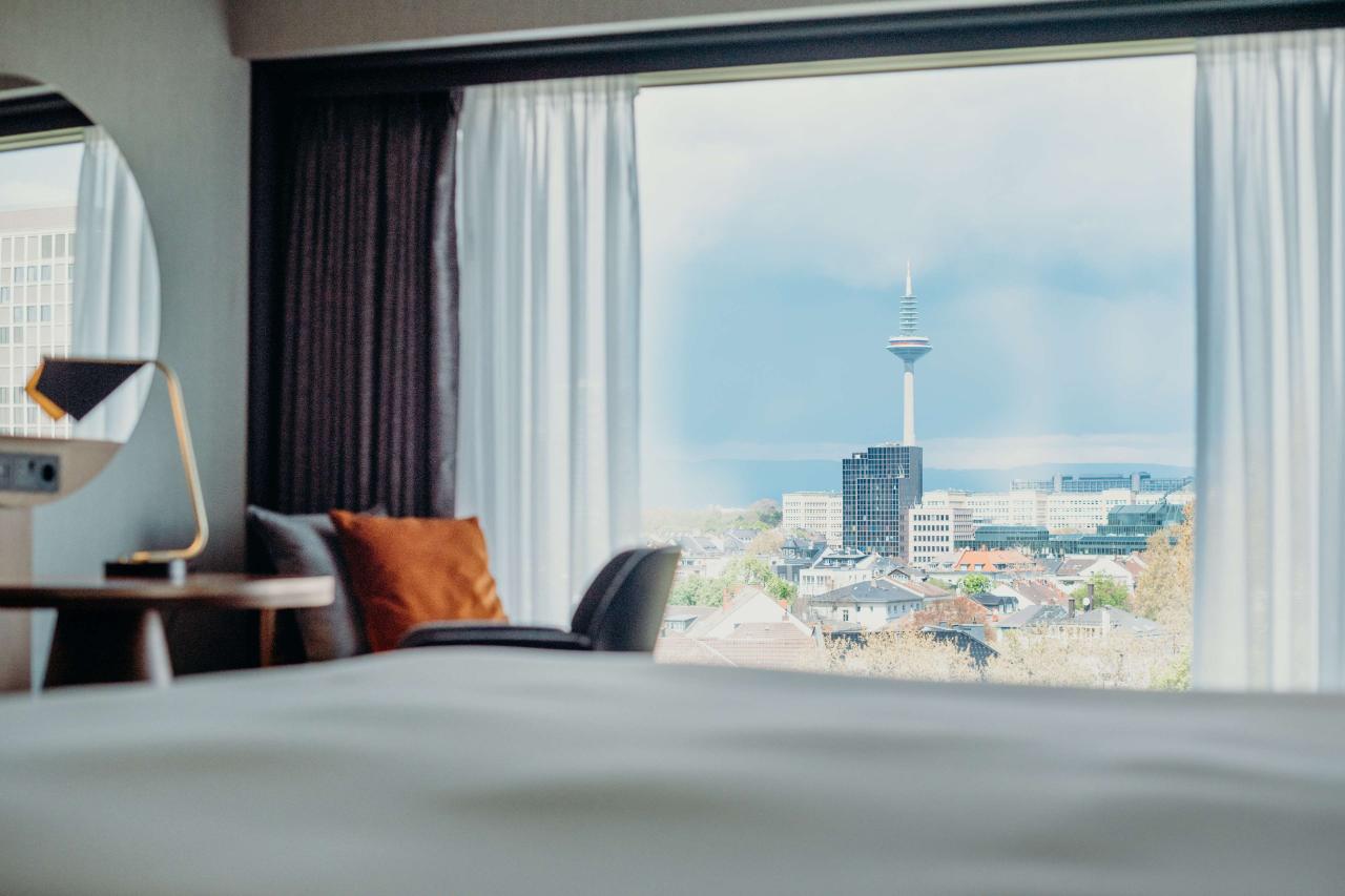 Hilton Frankfurt City Centre