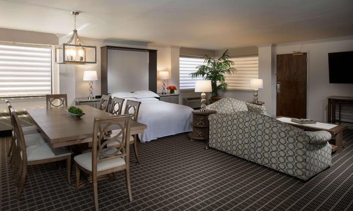 Hilton Chicago / Northbrook