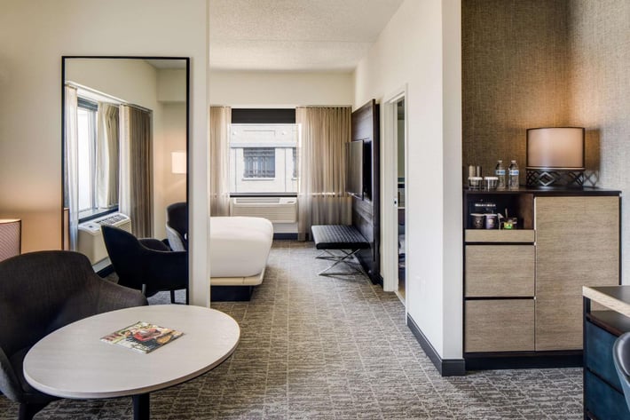 DoubleTree by Hilton Jersey City