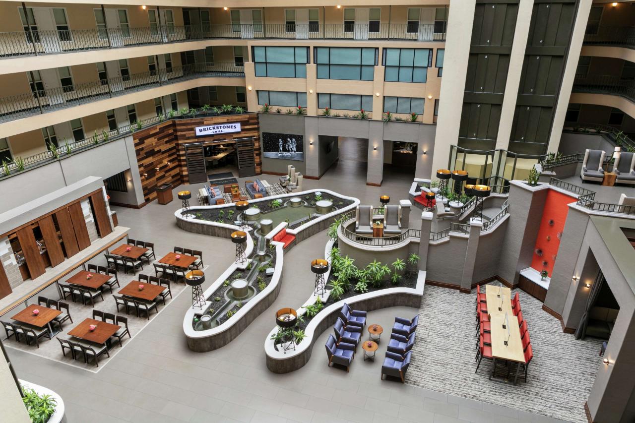 Embassy Suites by Hilton Los Angeles Downey