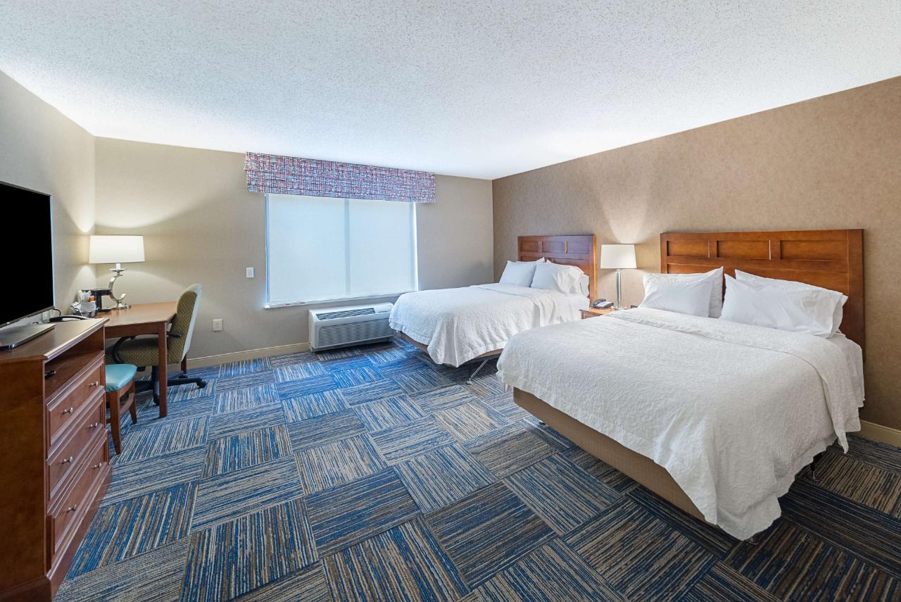 Hampton Inn Greenfield