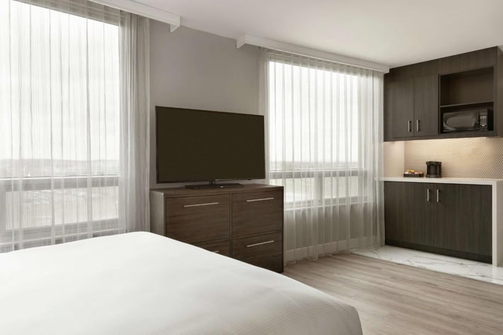 Embassy Suites by Hilton Montreal Airport