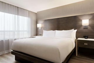 Embassy Suites by Hilton Toronto Airport