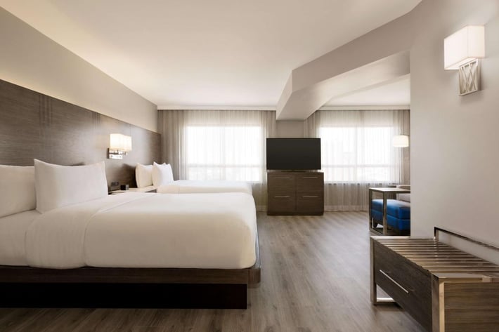 Embassy Suites by Hilton Toronto Airport