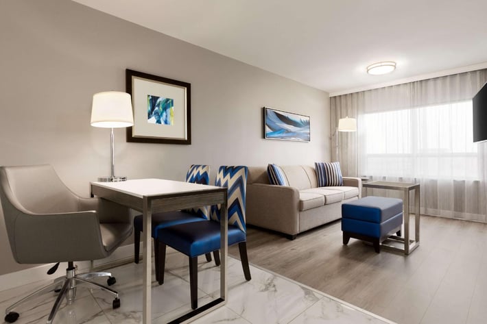 Embassy Suites by Hilton Toronto Airport