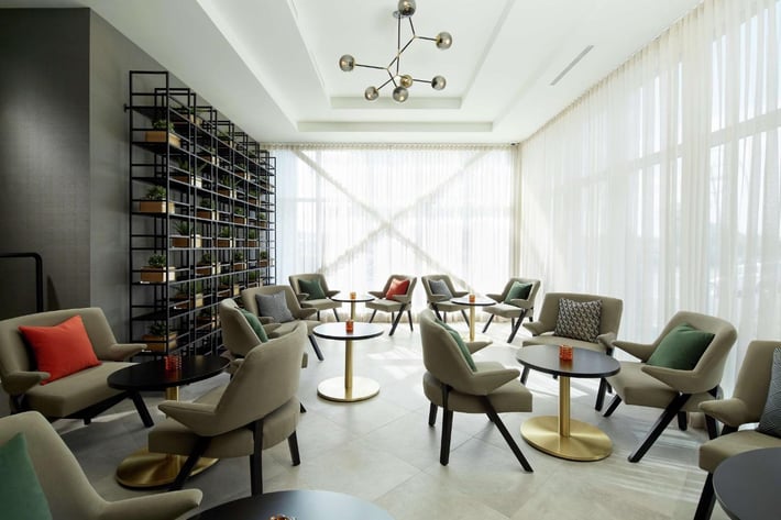 DoubleTree by Hilton Montreal Airport