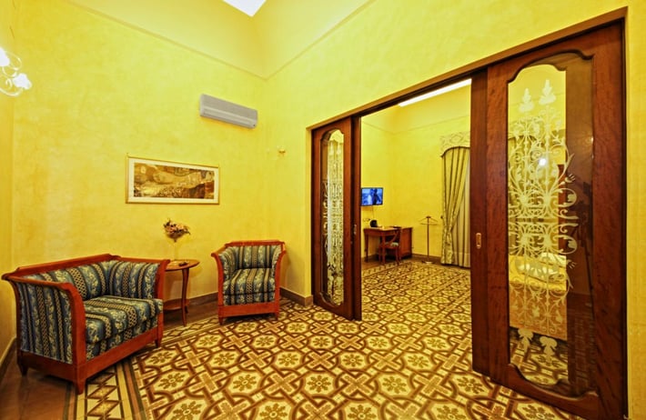 Hotel Tonic
