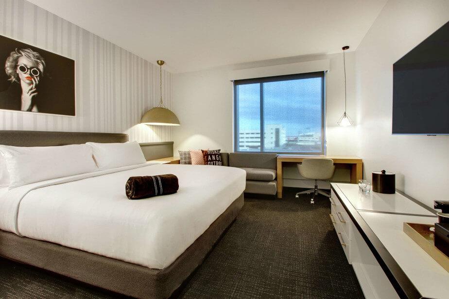 The Rose Hotel Chicago O'Hare, Tapestry Collection by Hilton