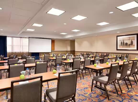 Embassy Suites by Hilton Santa Clara Silicon Valley