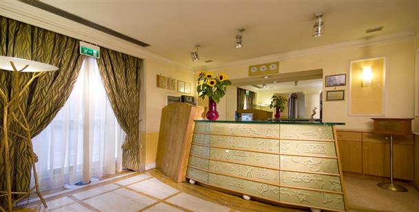 Hotel Borromeo
