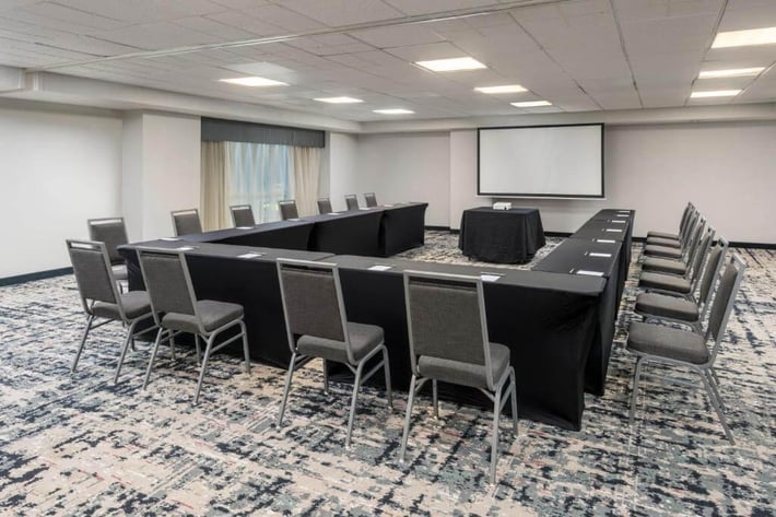 Homewood Suites by Hilton Miami-Airport/Blue Lagoon