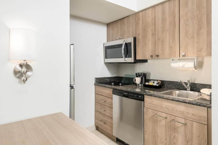 Homewood Suites by Hilton Miami-Airport/Blue Lagoon