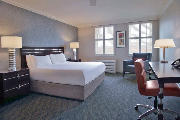Hilton Orrington/Evanston