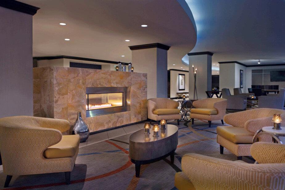 Hilton Orrington/Evanston