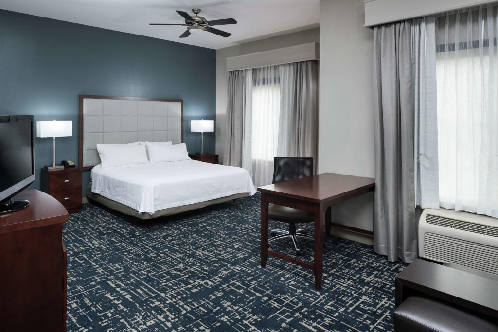 Homewood Suites by Hilton Fresno Airport/Clovis, CA