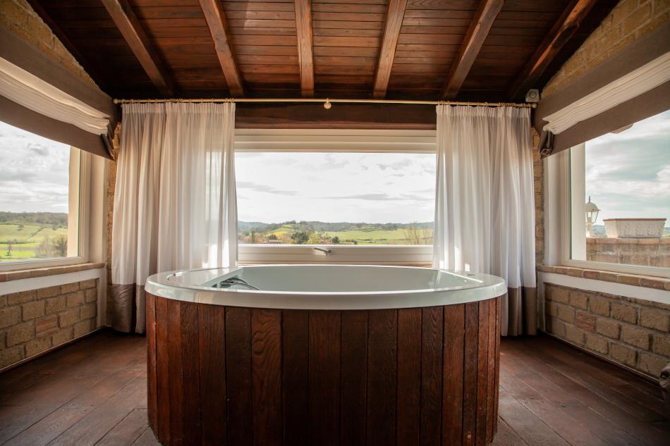 B.O. Spa Suite