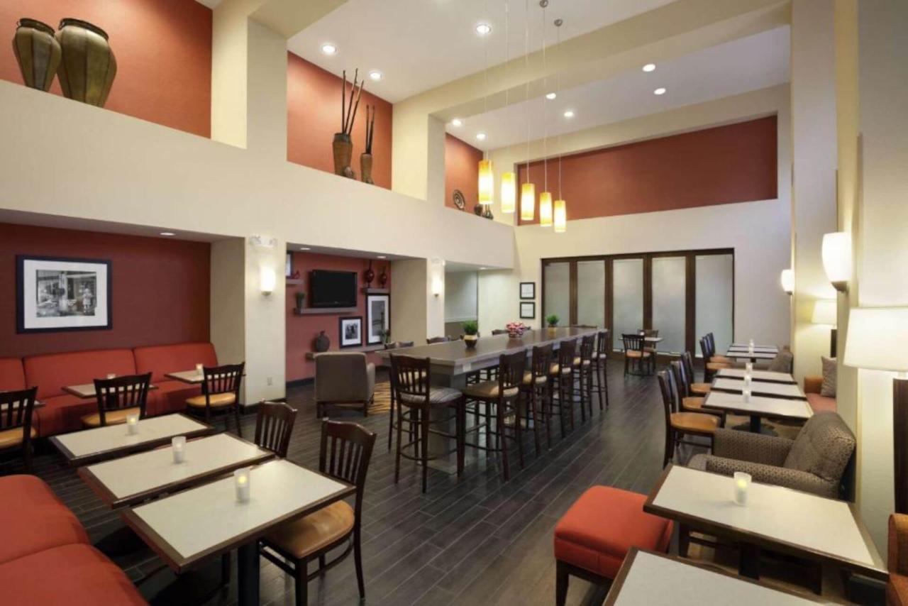 Hampton Inn & Suites Conroe - I-45 North