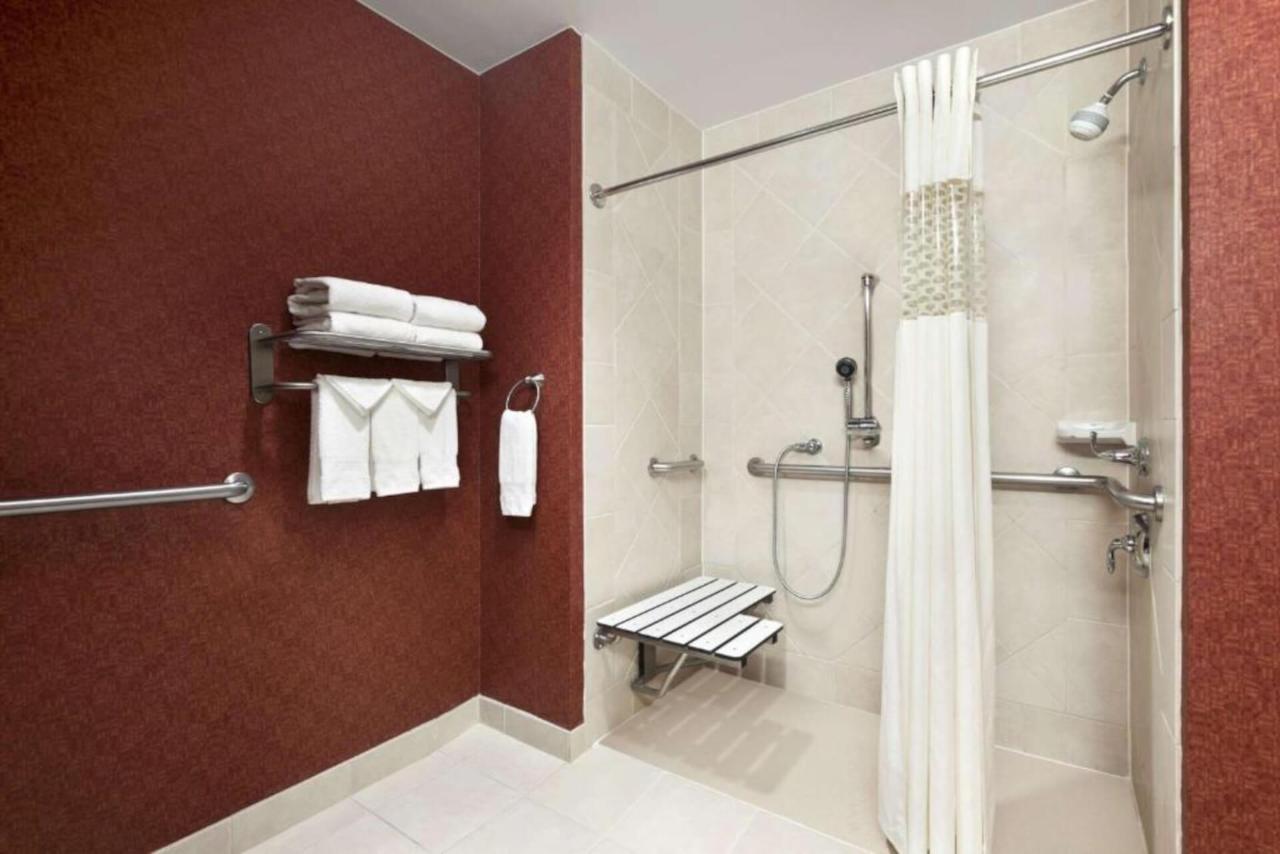 Hampton Inn & Suites Conroe - I-45 North