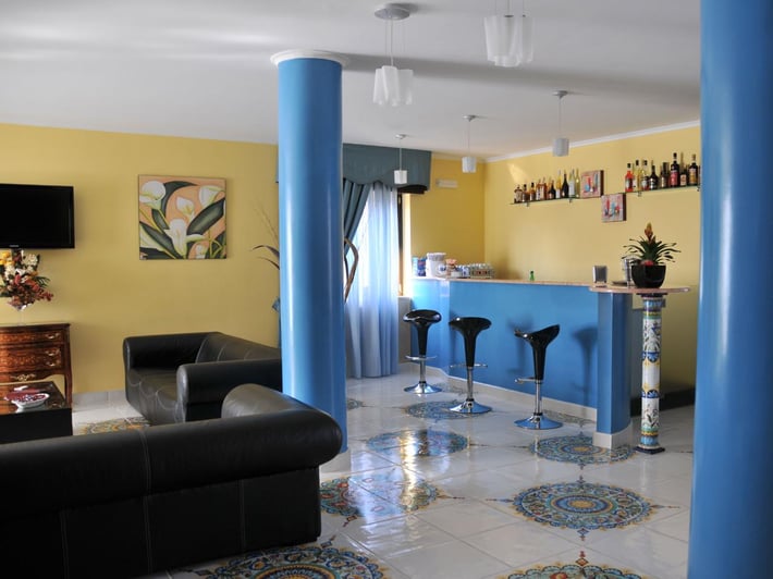 Costa Hotel