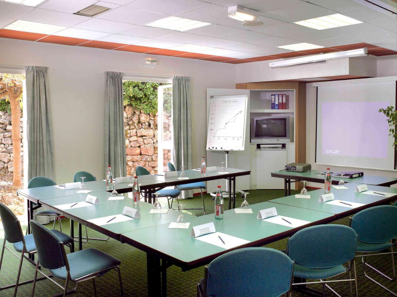 ibis Brignoles Provence Verte
