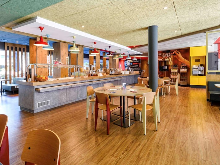 ibis Zurich City West