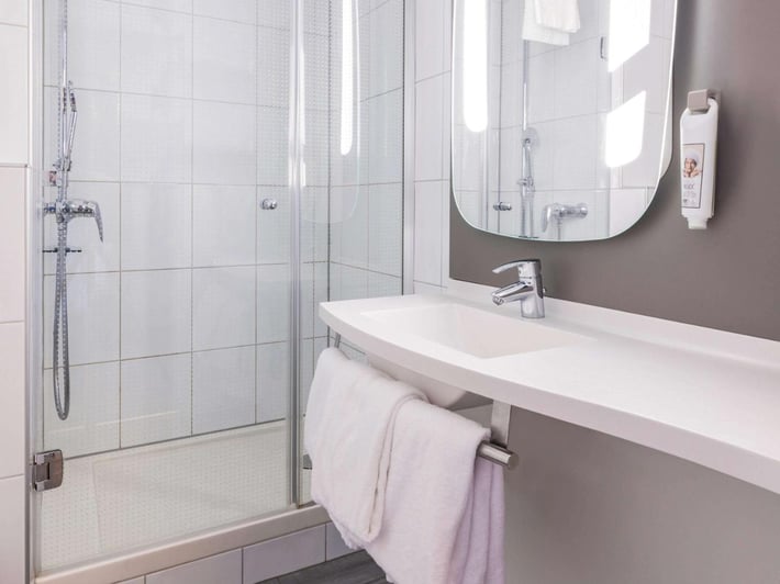 ibis Zurich Messe Airport