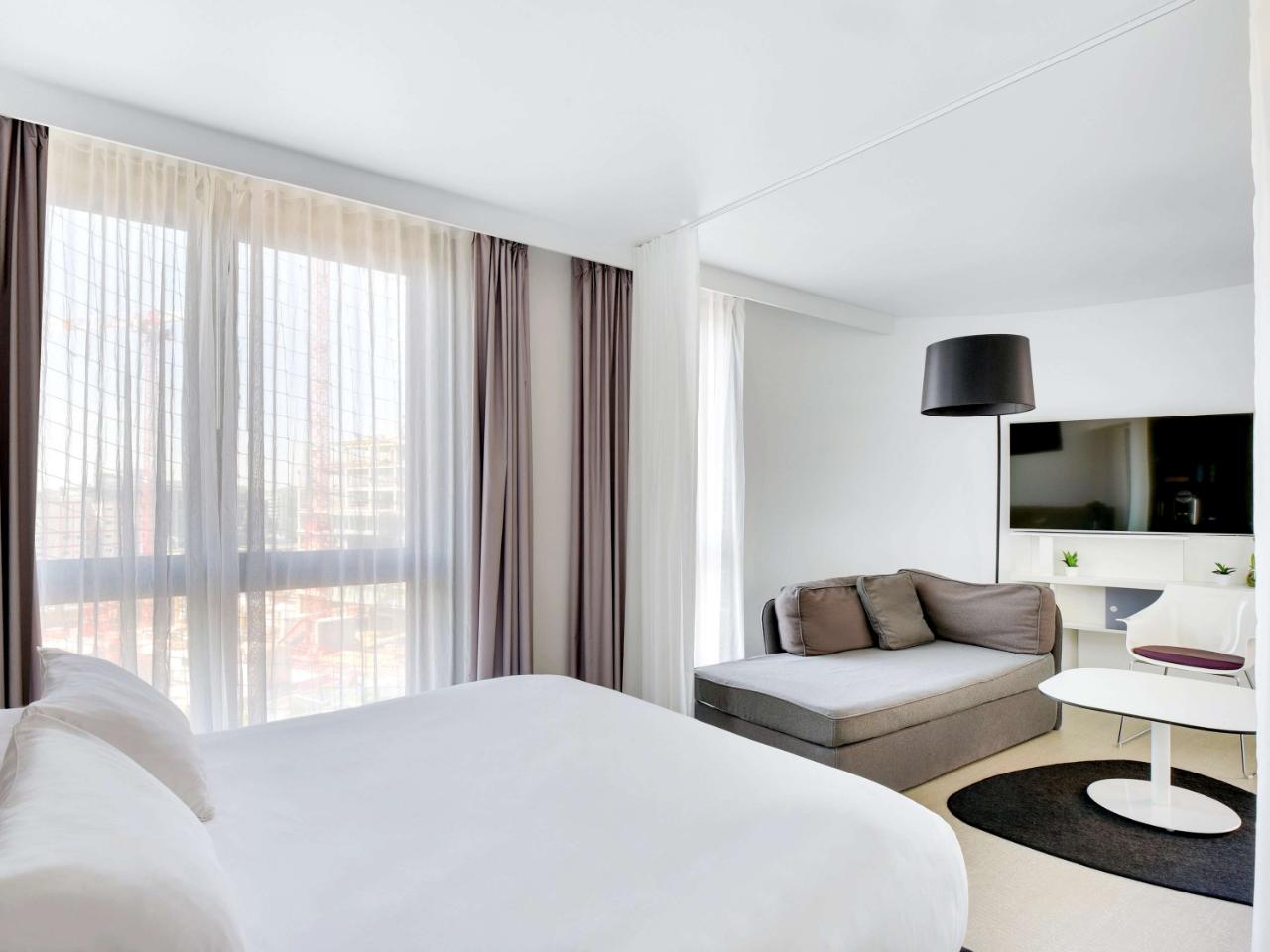 Novotel Suites Paris Issy-les-Moulineaux