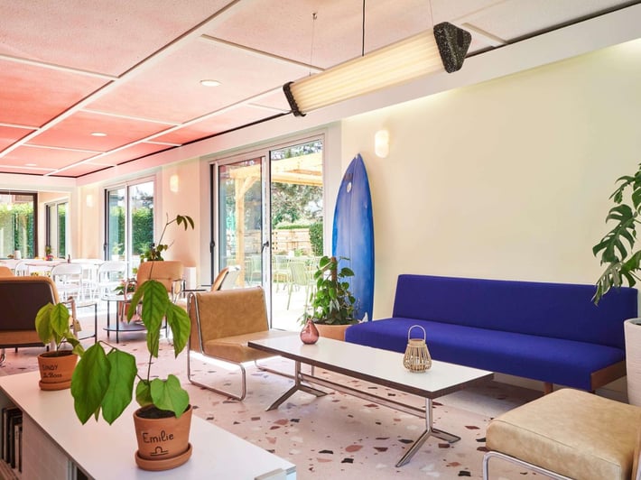 greet  Hotel Versailles - Voisins Le Bretonneux