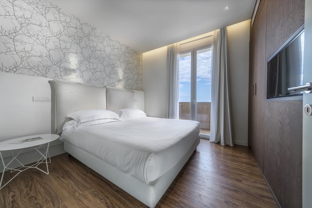 Hotel Select Suites & Spa Riccione