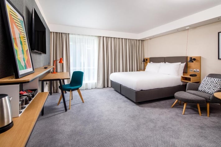 Holiday Inn Manchester Airport