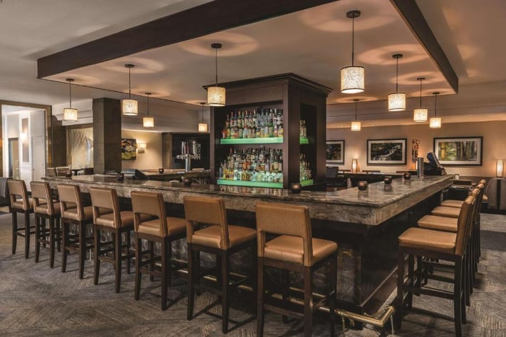 Laguardia Plaza Hotel