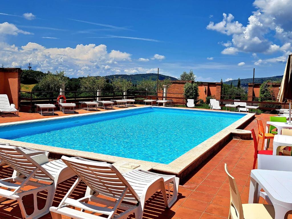 Etruscan Chocohotel