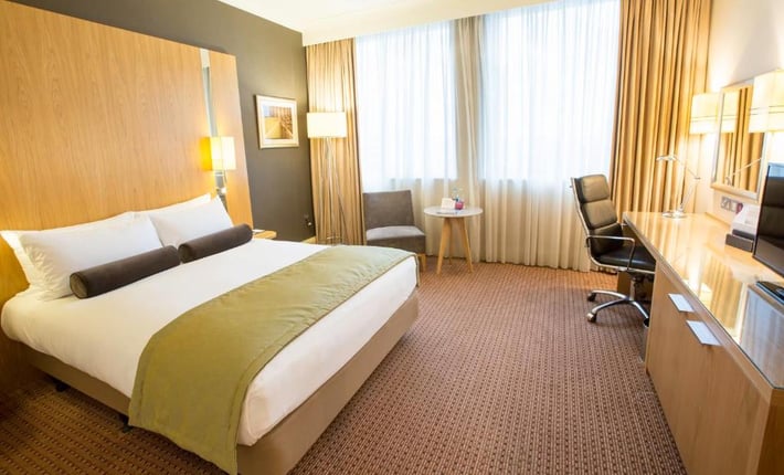 Crowne Plaza London Ealing