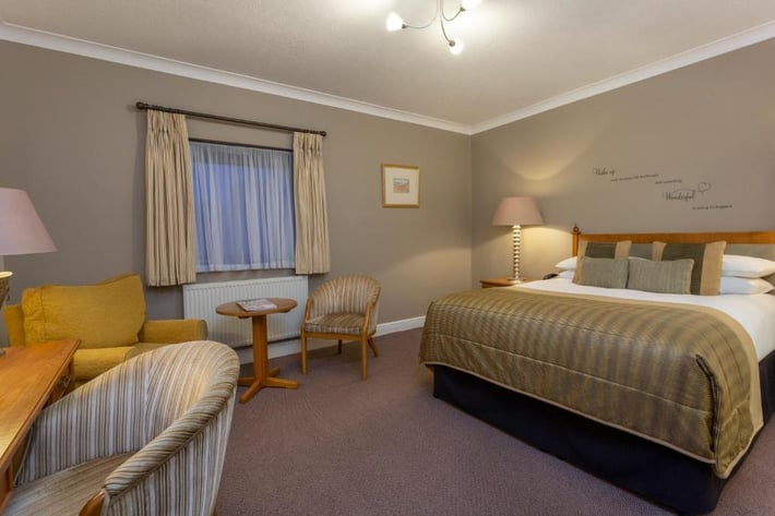 Bridgewood Manor Hotel & Spa