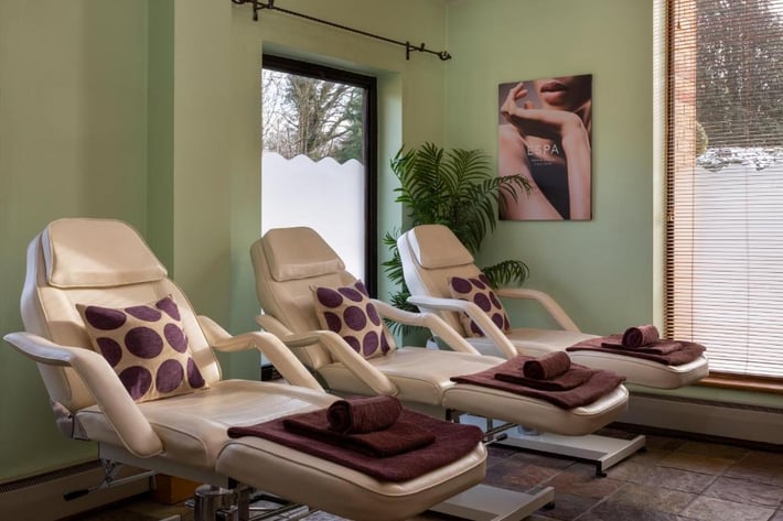 Bridgewood Manor Hotel & Spa