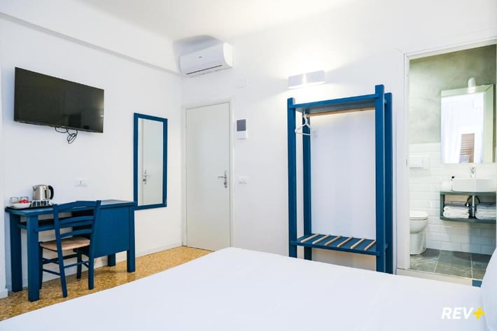 Lia Art Hotel