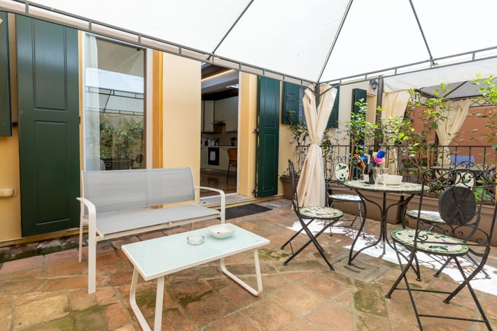Frassinago deluxe Suites
