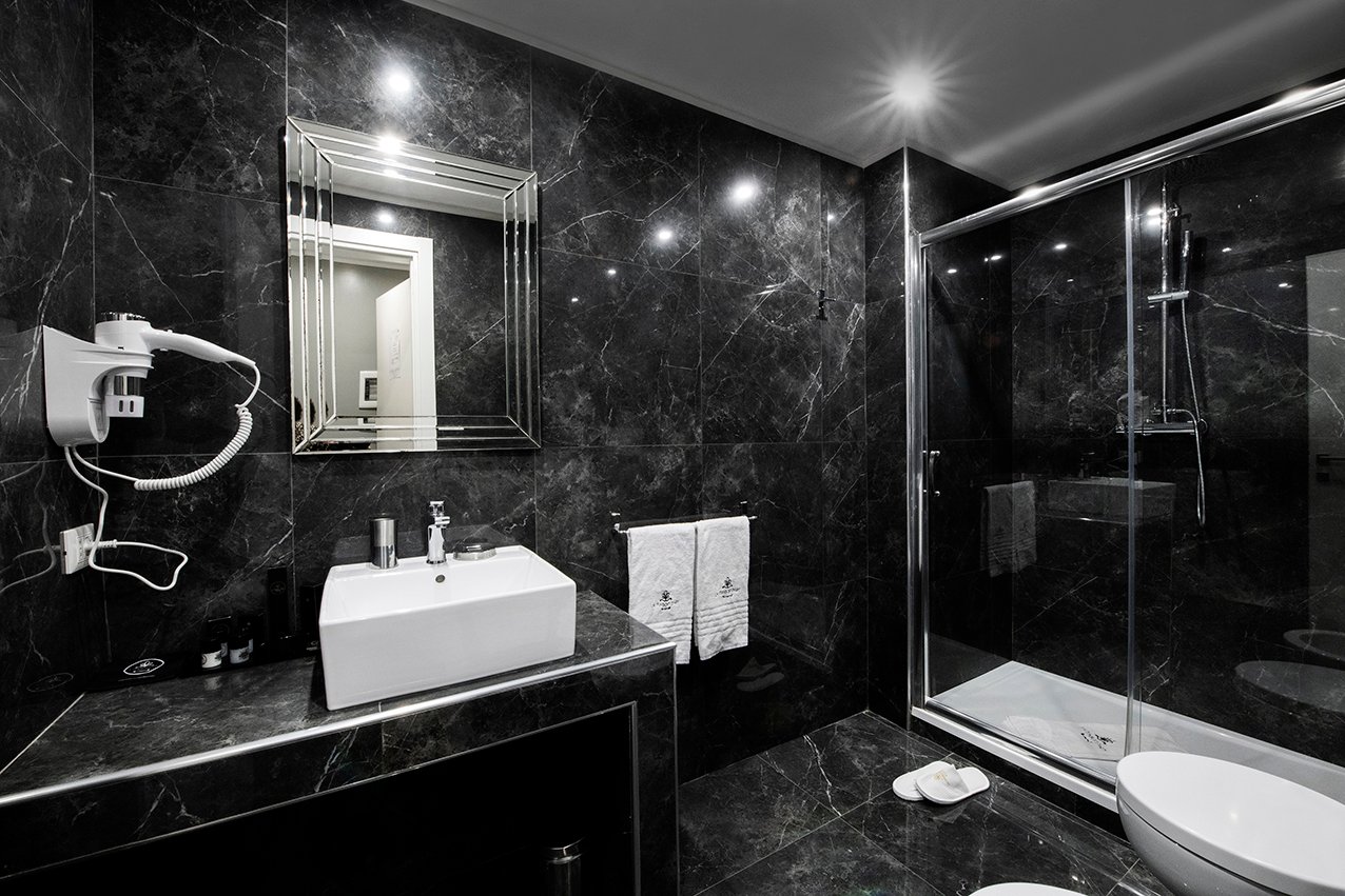 Hotel 87 Eighty-seven