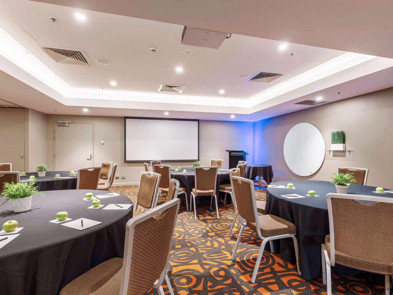 Novotel Canberra