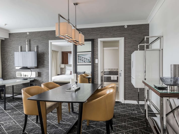 Swissôtel Sydney