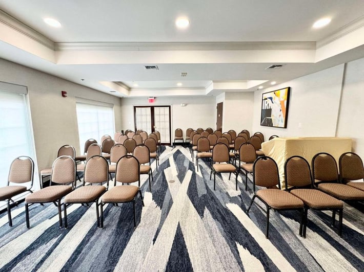 Comfort Suites East Brunswick - South River