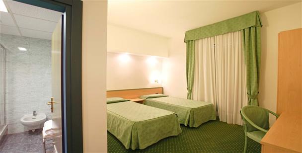 Hotel Iris
