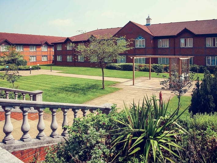Mercure Daventry Court Hotel