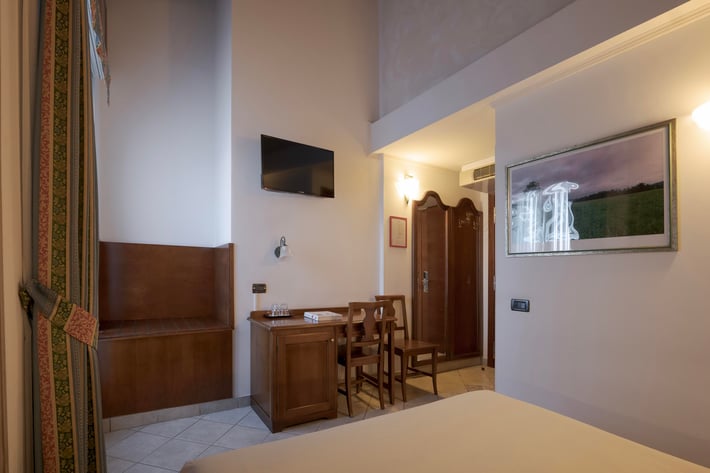 Hotel Ungheria Varese 1946